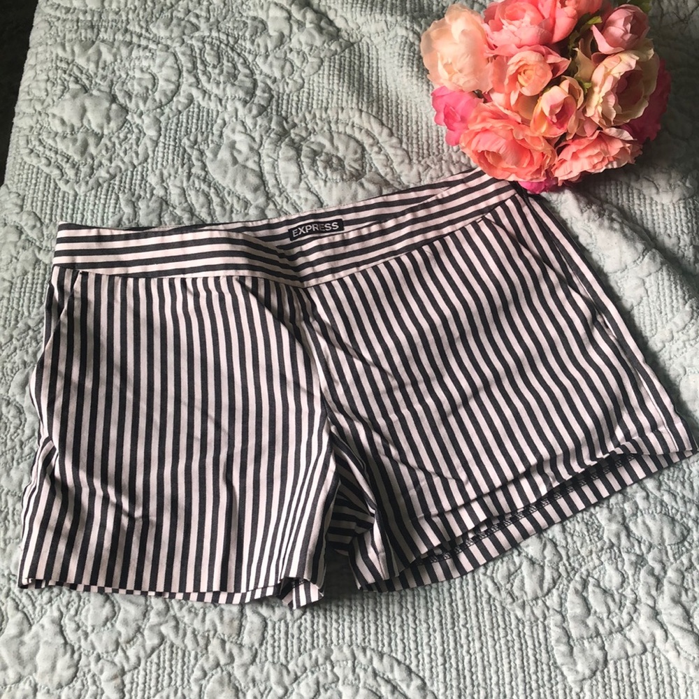 Express shorts size 8